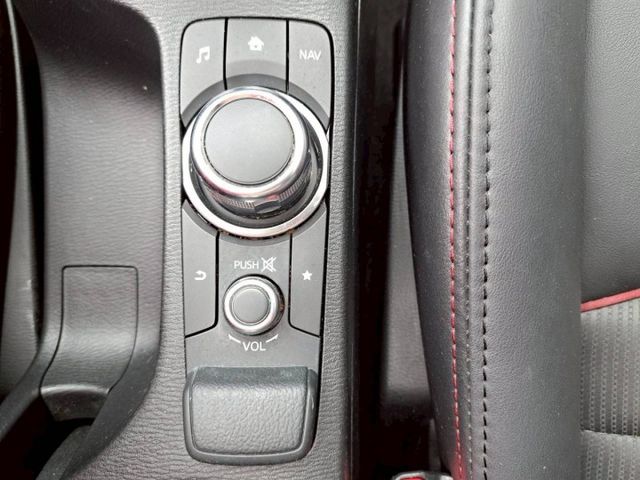 『實車實圖 實車實價』IK BSM TCS 頂級配備齊全 一手車 氣氛佳 品質保證 寶佳汽車歡迎您來電  第20張相片