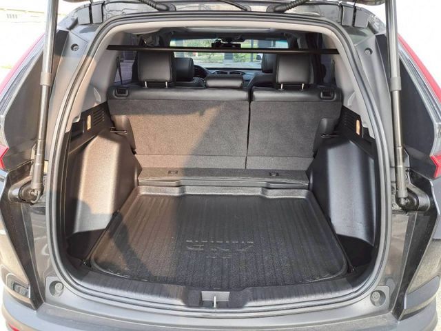 『實車實圖 實車實價』IK ACC LDWS BSM S版配備齊全 一手車 氣氛佳 品質保證 寶佳汽車歡迎您來電  第16張相片