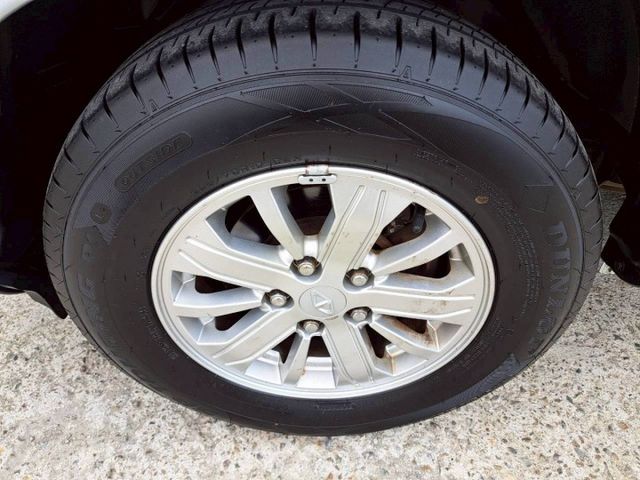 『實車實圖 實車實價』 正一手車 氣氛佳 非惡操車款 第三方專業認證原廠專業保固 寶佳汽車歡迎您來電  第20張相片