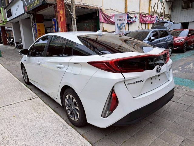 『實車實圖 實車實價』IK ACC LDWS BSM TPMS頂級配備齊全 一手車 氣氛佳 品質保證 寶佳汽車歡迎您來電  第16張相片