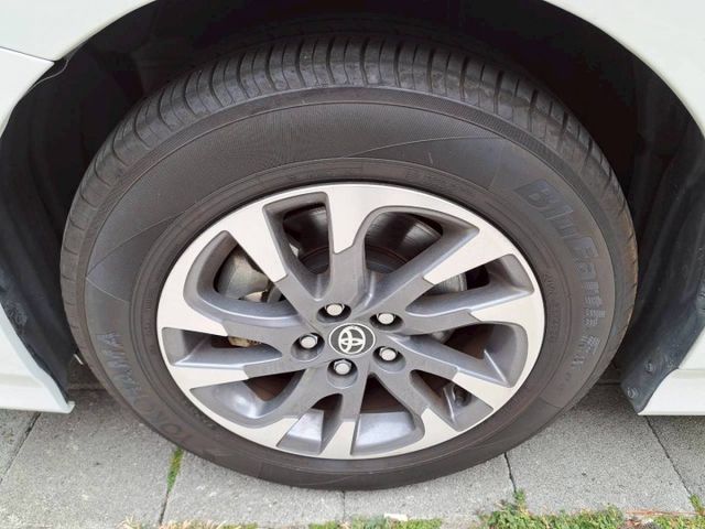 『實車實圖 實車實價』IK ACC LDWS BSM TPMS頂級配備齊全 一手車 氣氛佳 品質保證 寶佳汽車歡迎您來電  第20張相片