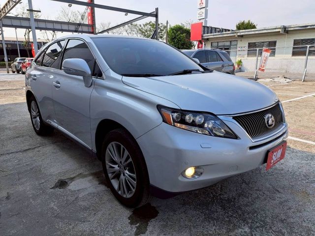 『實車實圖 實車實價』頂級配備齊全 一手車 氣氛佳 品質保證 寶佳汽車歡迎您來電  第3張相片