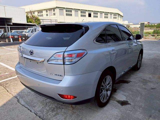 『實車實圖 實車實價』頂級配備齊全 一手車 氣氛佳 品質保證 寶佳汽車歡迎您來電  第18張相片