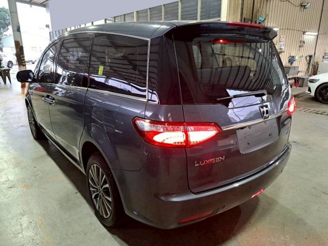 『實車實圖 實車實價』IK 360環景 TCS ESP 8人座配備齊全 一手車 氣氛佳 品質保證 寶佳汽車歡迎您來電  第16張相片