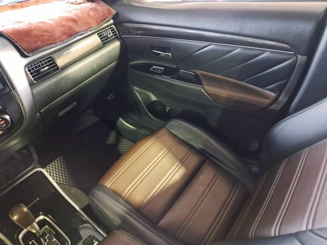 『實車實圖 實車實價』IK ACC LDWS TCS 旗艦版配備齊全 一手車 氣氛佳 品質保證 寶佳汽車歡迎您來電  第9張相片