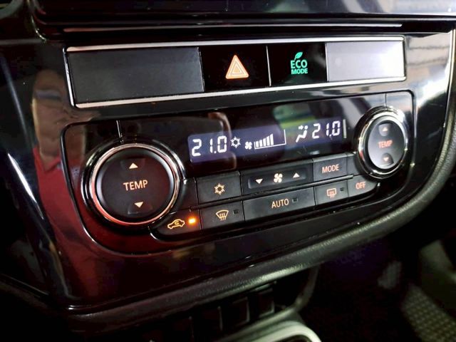 『實車實圖 實車實價』IK ACC LDWS TCS 旗艦版配備齊全 一手車 氣氛佳 品質保證 寶佳汽車歡迎您來電  第13張相片