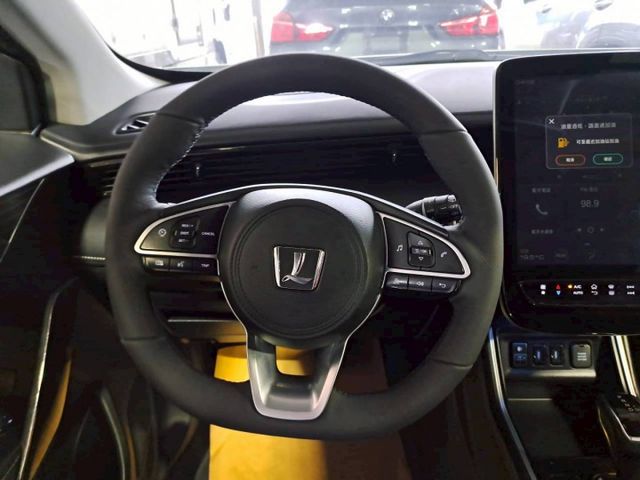 『實車實圖 實車實價』IK 360度環景 抬頭 自動停車 智行版配備齊全 一手車 氣氛佳 品質保證 寶佳汽車歡迎您來電  第7張相片