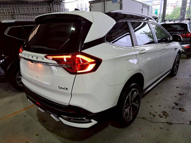 『實車實圖 實車實價』IK 360度環景 抬頭 自動停車 智行版配備齊全 一手車 氣氛佳 品質保證 寶佳汽車歡迎您來電  第18張相片