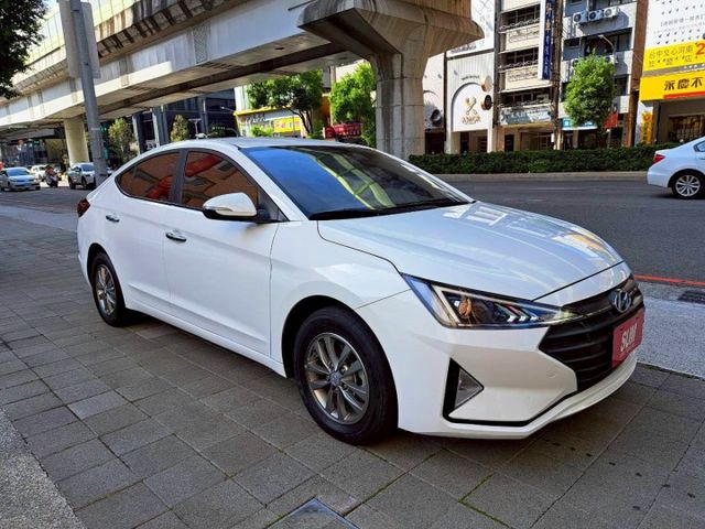 『實車實圖 實車實價』 正一手車 氣氛佳 非惡操車款 第三方專業認證原廠專業保固 寶佳汽車歡迎您來電  第3張相片