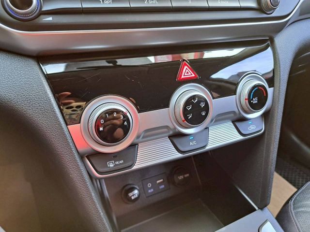 『實車實圖 實車實價』 正一手車 氣氛佳 非惡操車款 第三方專業認證原廠專業保固 寶佳汽車歡迎您來電  第13張相片