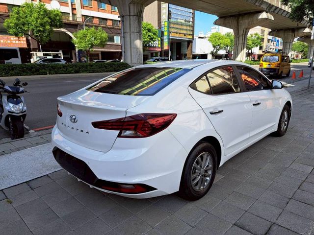 『實車實圖 實車實價』 正一手車 氣氛佳 非惡操車款 第三方專業認證原廠專業保固 寶佳汽車歡迎您來電  第18張相片