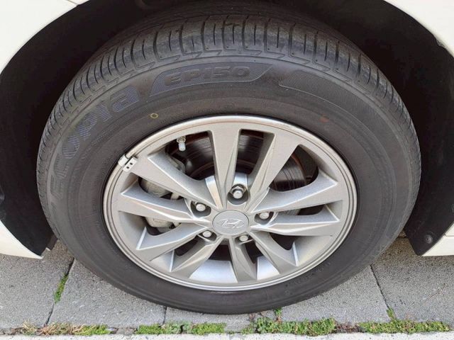 『實車實圖 實車實價』 正一手車 氣氛佳 非惡操車款 第三方專業認證原廠專業保固 寶佳汽車歡迎您來電  第20張相片