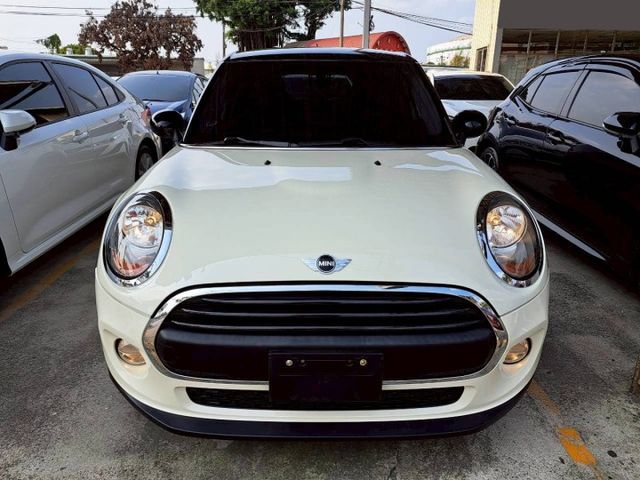 『實車實圖 實車實價』IK TV GPS TCS ONE版配備齊全 一手車氣氛佳 品質保證 寶佳汽車歡迎您來電  第2張相片