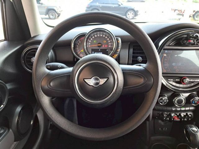 『實車實圖 實車實價』IK TV GPS TCS ONE版配備齊全 一手車氣氛佳 品質保證 寶佳汽車歡迎您來電  第7張相片