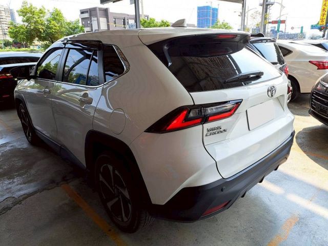 『實車實圖 實車實價』IK ACC LEDS TCS PVM 酷勁版配備齊全 一手車氣氛佳 品質保證 寶佳汽車歡迎您來電  第16張相片