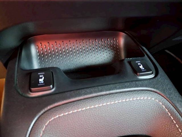 『實車實圖 實車實價』IK ACC LWDS PCS BSM 旗艦版配備齊全 一手車氣氛佳 品質保證 寶佳汽車歡迎您來電  第13張相片