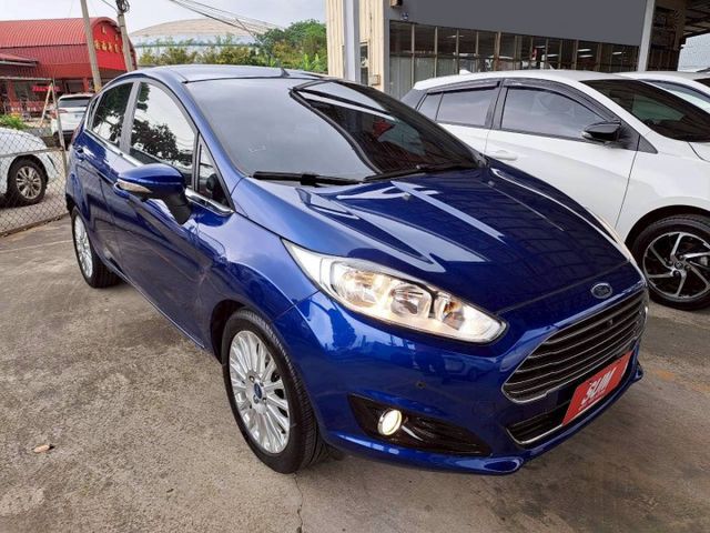 『實車實圖 實車實價』IK TV GPS TCS TPMS 運動版配備齊全 一手車氣氛佳 品質保證 寶佳汽車歡迎您來電  第3張相片