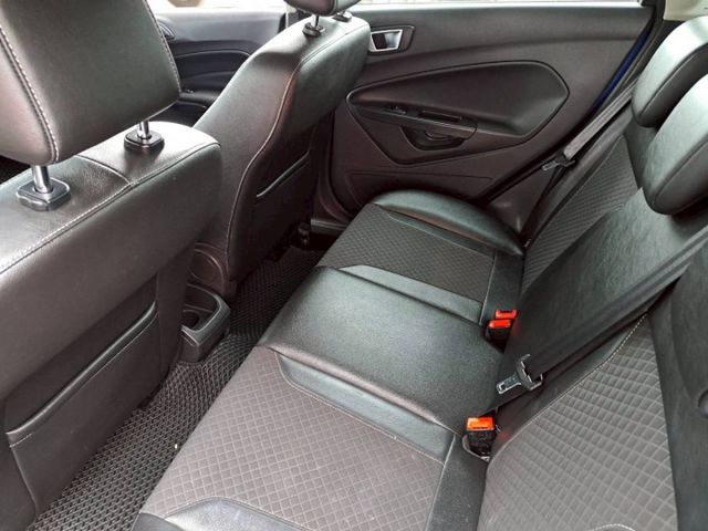 『實車實圖 實車實價』IK TV GPS TCS TPMS 運動版配備齊全 一手車氣氛佳 品質保證 寶佳汽車歡迎您來電  第5張相片