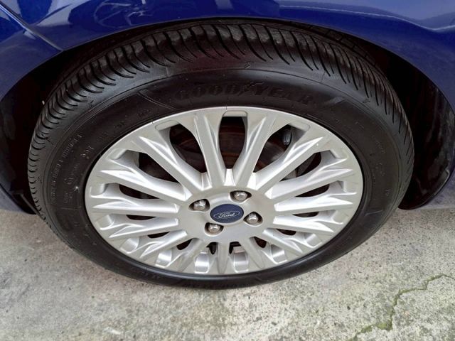 『實車實圖 實車實價』IK TV GPS TCS TPMS 運動版配備齊全 一手車氣氛佳 品質保證 寶佳汽車歡迎您來電  第20張相片