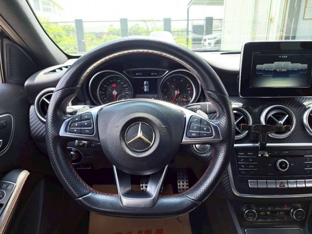 『實車實圖 實車實價』IK F1快撥 TCS BSM AMG版配備齊全 一手車氣氛佳 品質保證 寶佳汽車歡迎您來電  第7張相片