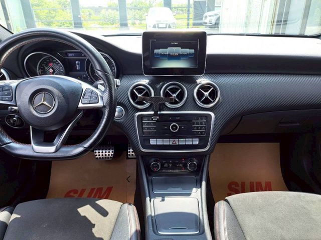 『實車實圖 實車實價』IK F1快撥 TCS BSM AMG版配備齊全 一手車氣氛佳 品質保證 寶佳汽車歡迎您來電  第8張相片