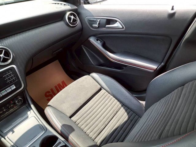 『實車實圖 實車實價』IK F1快撥 TCS BSM AMG版配備齊全 一手車氣氛佳 品質保證 寶佳汽車歡迎您來電  第9張相片