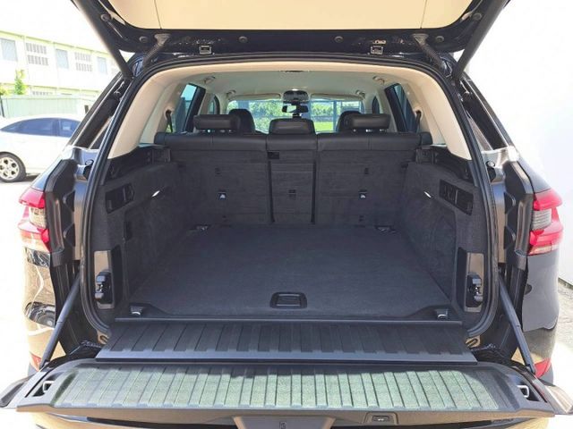 『實車實圖 實車實價』5AU IK ACC LWDS TCS25D版配備齊全 一手車氣氛佳 品質保證 寶佳汽車歡迎您來電  第10張相片