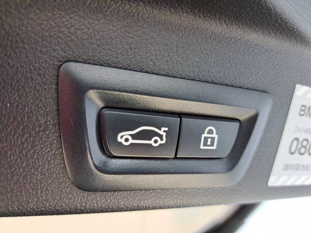 『實車實圖 實車實價』5AU IK ACC LWDS TCS25D版配備齊全 一手車氣氛佳 品質保證 寶佳汽車歡迎您來電  第14張相片