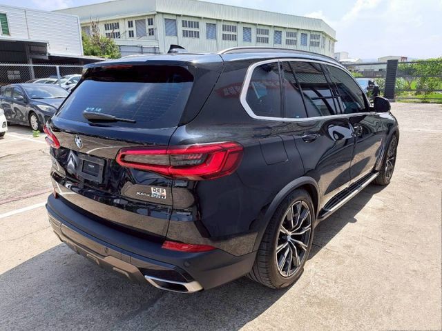 『實車實圖 實車實價』5AU IK ACC LWDS TCS25D版配備齊全 一手車氣氛佳 品質保證 寶佳汽車歡迎您來電  第17張相片