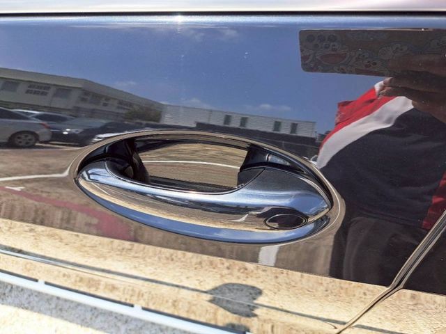 『實車實圖 實車實價』5AU IK ACC LWDS TCS25D版配備齊全 一手車氣氛佳 品質保證 寶佳汽車歡迎您來電  第19張相片