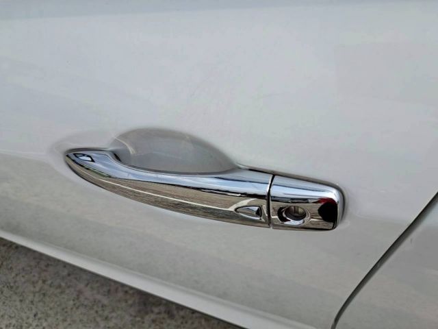 『實車實圖 實車實價』IK ACC LWDS TCS 環景旗艦版配備齊全 一手車氣氛佳 品質保證 寶佳汽車歡迎您來電  第19張相片