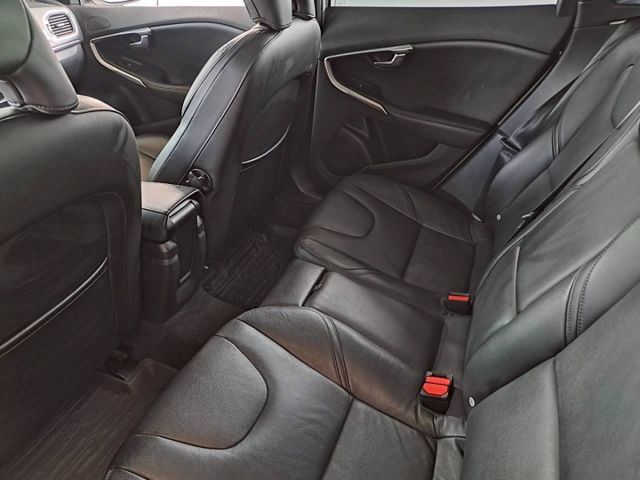 『實車實圖 實車實價』IK ACC LWDS TCS 運動版配備齊全 一手車氣氛佳 品質保證 寶佳汽車歡迎您來電  第5張相片