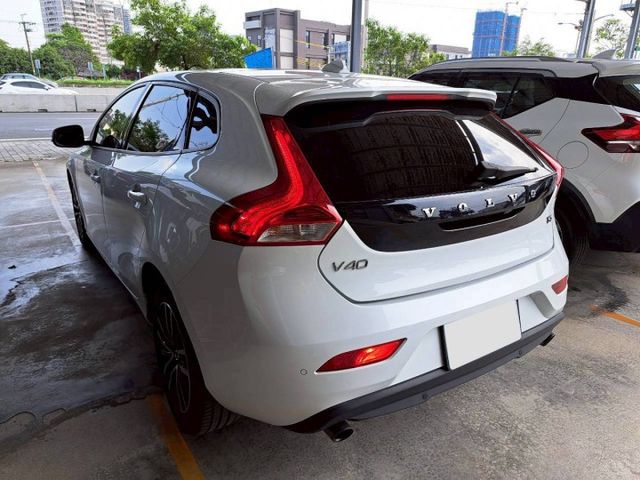 『實車實圖 實車實價』IK ACC LWDS TCS 運動版配備齊全 一手車氣氛佳 品質保證 寶佳汽車歡迎您來電  第15張相片