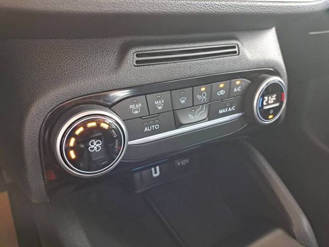 『實車實圖 實車實價』成真版配備齊全 一手車氣氛佳 品質保證 寶佳汽車歡迎您來電  第13張相片