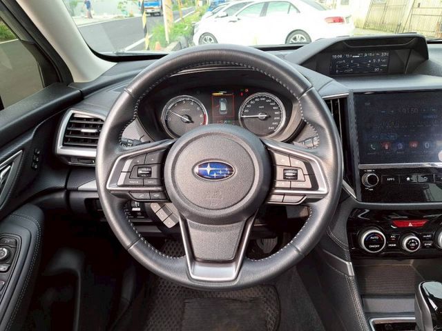 『實車實圖 實車實價』IK ACC LWDS TCS PUSH S版配備齊全 一手車氣氛佳 品質保證 寶佳汽車歡迎您來電  第7張相片