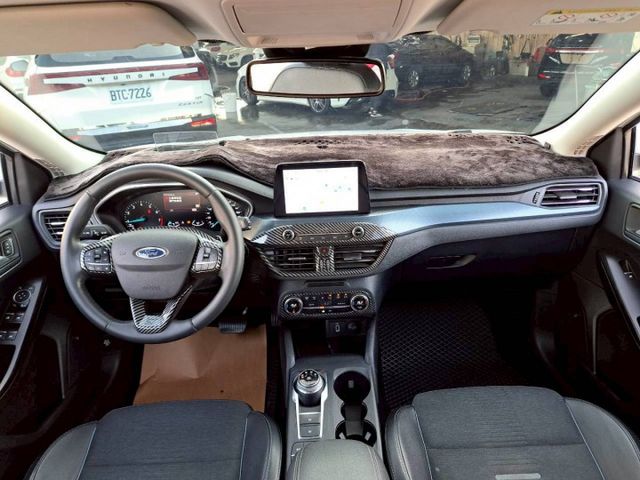 『實車實圖 實車實價』IK ACC BSM LDWS TCS 配備齊全 一手車 氣氛佳 品質保證 寶佳汽車歡迎您來電  第6張相片