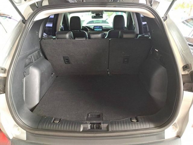 『實車實圖 實車實價』IK ACC LWDS TCS BSM GPS版配備齊全 一手車氣氛佳品質保證 寶佳汽車歡迎您來電  第15張相片