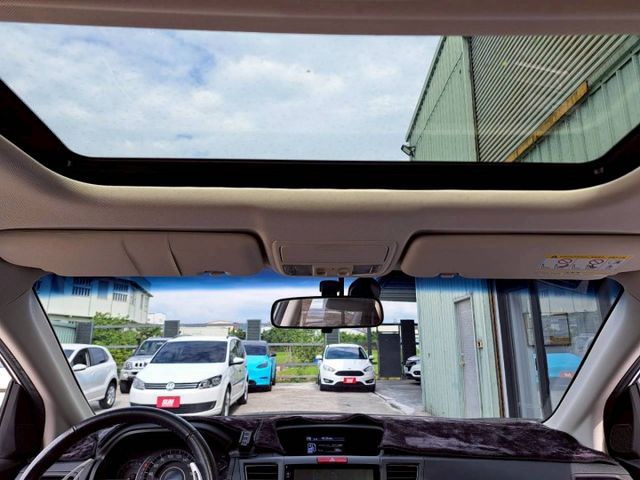 『實車實圖 實車實價』F1手自排快撥 TCS GPS 4WD版配備齊全 一手車氣氛佳 品質保證 寶佳汽車歡迎您來電  第10張相片
