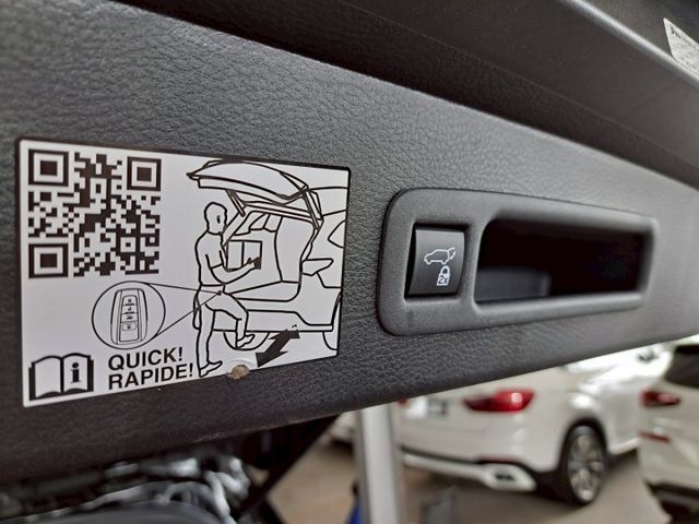 『實車實圖 實車實價』IK ACC LWDS TCS XSE版配備齊全 一手車氣氛佳 品質保證 寶佳汽車歡迎您來電  第14張相片