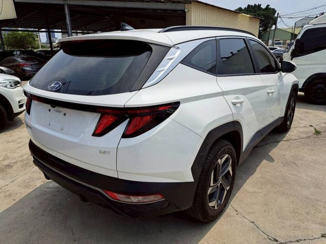『實車實圖 實車實價』IK ACC LWDS TCS A版配備齊全 一手車氣氛佳 品質保證 寶佳汽車歡迎您來電  第18張相片