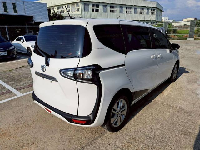 『實車實圖 實車實價』IK ACC LWDS TCS 豪華+版配備齊全 一手車氣氛佳 品質保證 寶佳汽車歡迎您來電  第18張相片