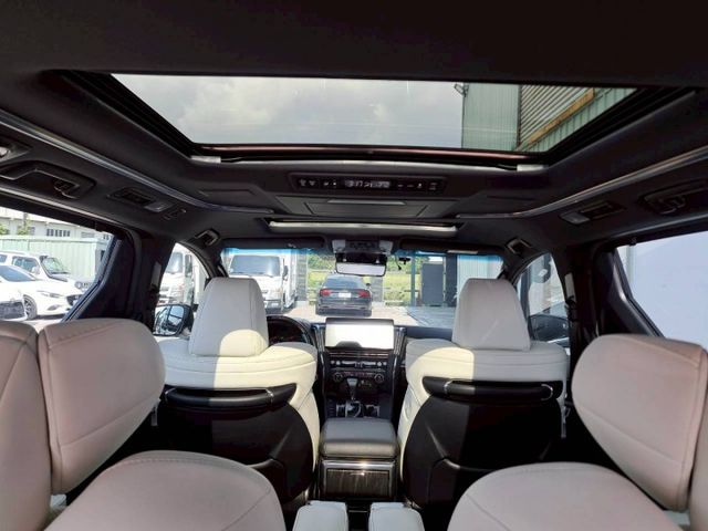 『實車實圖 實車實價』IK ACC LWDS TCS BSM 頂級版配備齊全 一手車氣氛佳 品質保證 寶佳汽車歡迎您來電  第11張相片
