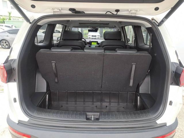 『實車實圖 實車實價』IK ACC LWDS TCS GPS B級版配備齊全 一手車氣氛佳 品質保證 寶佳汽車歡迎您來電  第15張相片