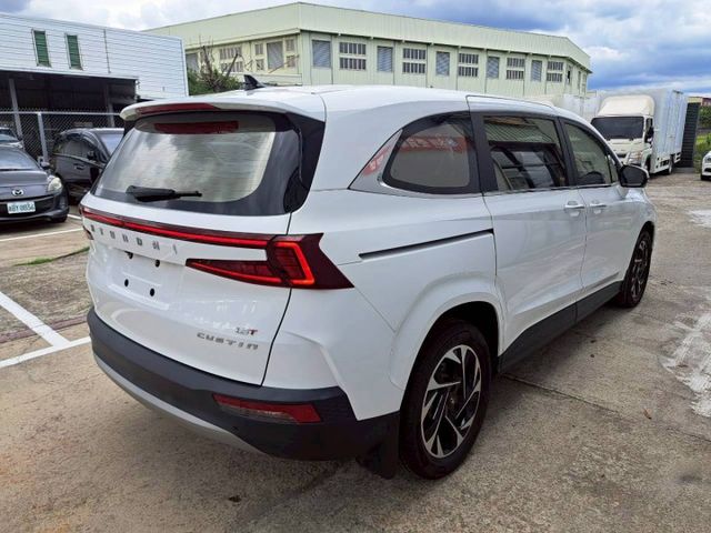 『實車實圖 實車實價』IK ACC LWDS TCS GPS B級版配備齊全 一手車氣氛佳 品質保證 寶佳汽車歡迎您來電  第18張相片