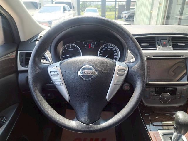 『實車實圖 實車實價』IK GPS TV TCS 豪華版配備齊全 一手車氣氛佳 品質保證 寶佳汽車歡迎您來電  第7張相片