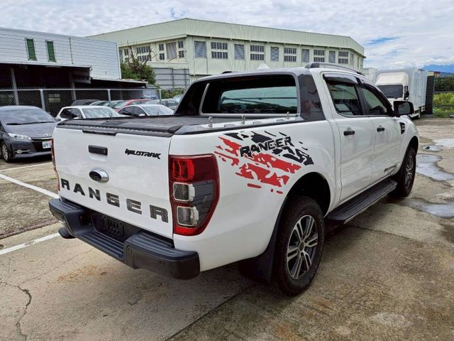 『實車實圖 實車實價』IK 4*4 TCS TRMS 運動版配備齊全 一手車氣氛佳 品質保證 寶佳汽車歡迎您來電  第17張相片