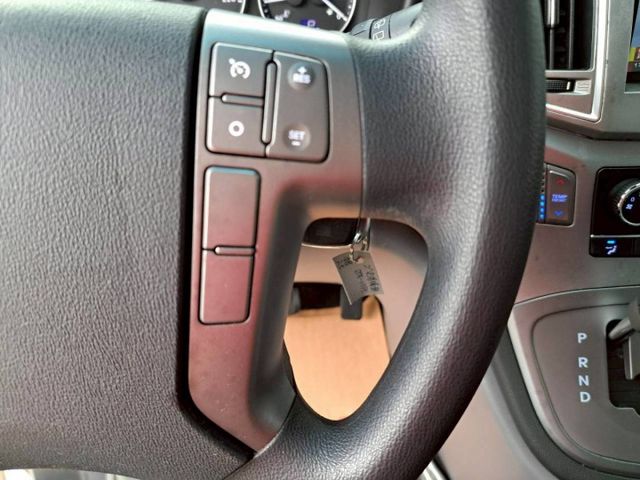 『實車實圖 實車實價』GPS TV TCS TPMS BAS 8人版配備齊全 一手車氣氛佳 品質保證 寶佳汽車歡迎您來電  第12張相片
