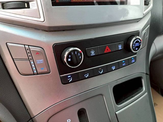 『實車實圖 實車實價』GPS TV TCS TPMS BAS 8人版配備齊全 一手車氣氛佳 品質保證 寶佳汽車歡迎您來電  第13張相片