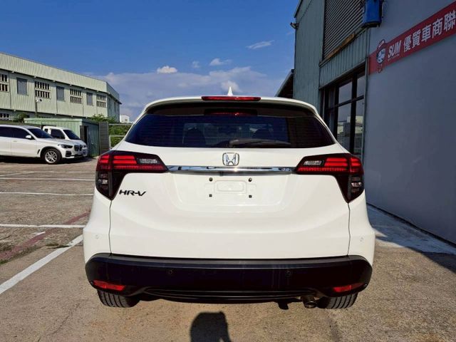 『實車實圖 實車實價』IK GPS TCS F1快撥 三向倒影 S版配備齊全 一手車氣氛佳 品質保證 寶佳汽車歡迎您來電  第16張相片