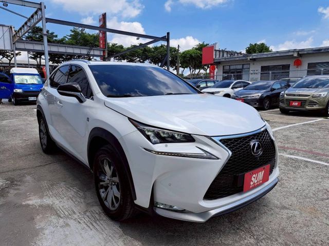 『實車實圖 實車實價』F-SPORT版配備齊全 一手車氣氛佳 品質保證 寶佳汽車歡迎您來電  第3張相片